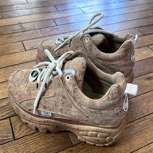 Buffalo London Women’s Size 7 Platform shoes. Cork design